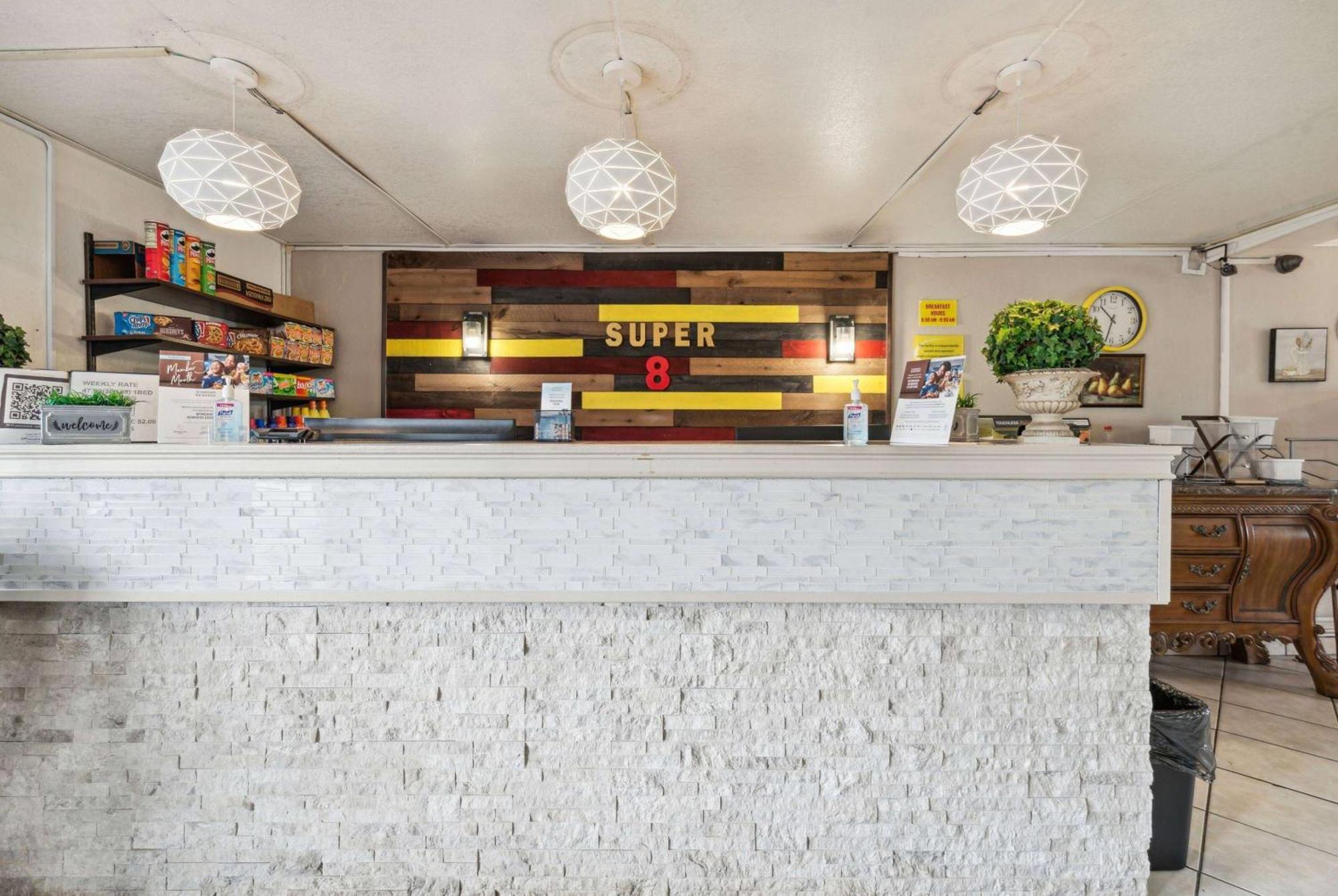 Super 8 By Wyndham Millbury/Toledo Hotel Kültér fotó